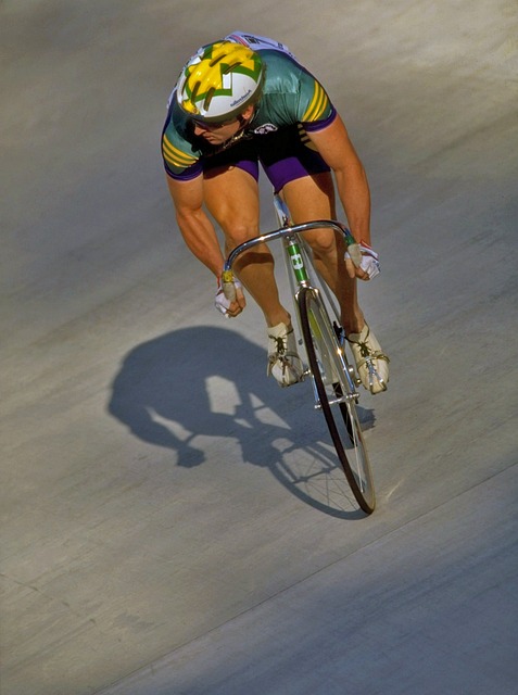 两办发布文 两办发布文